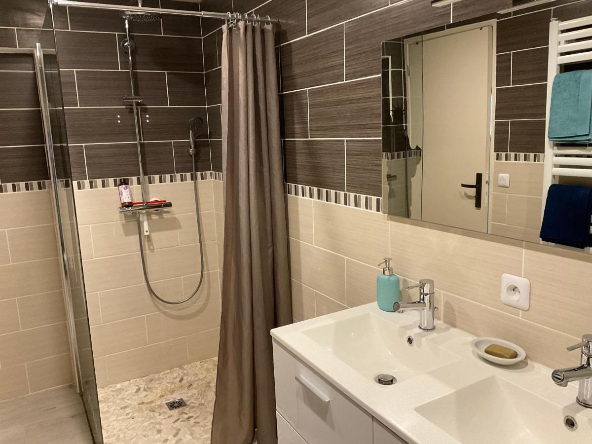 Chambre Privee Proche Disney Disponible De 19H A 10H 몽테브랭 외부 사진